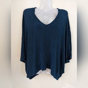 Aritzia batwing sweater